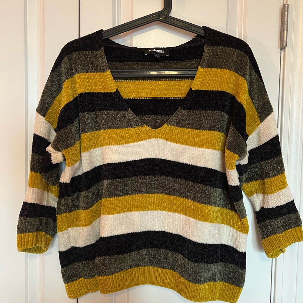 EXPRESS striped sweater M